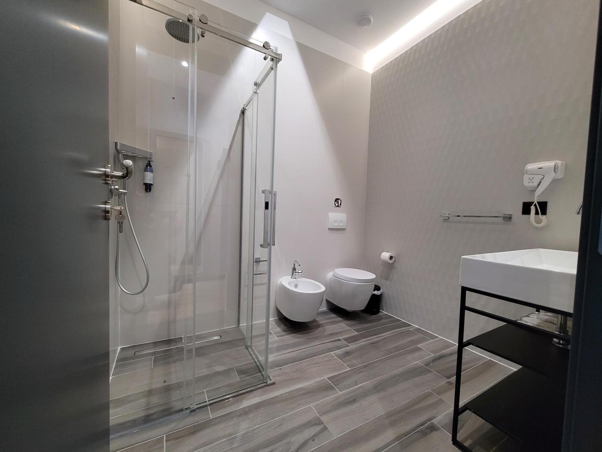 Toer Hotel & Spa ساراندا المظهر الخارجي الصورة