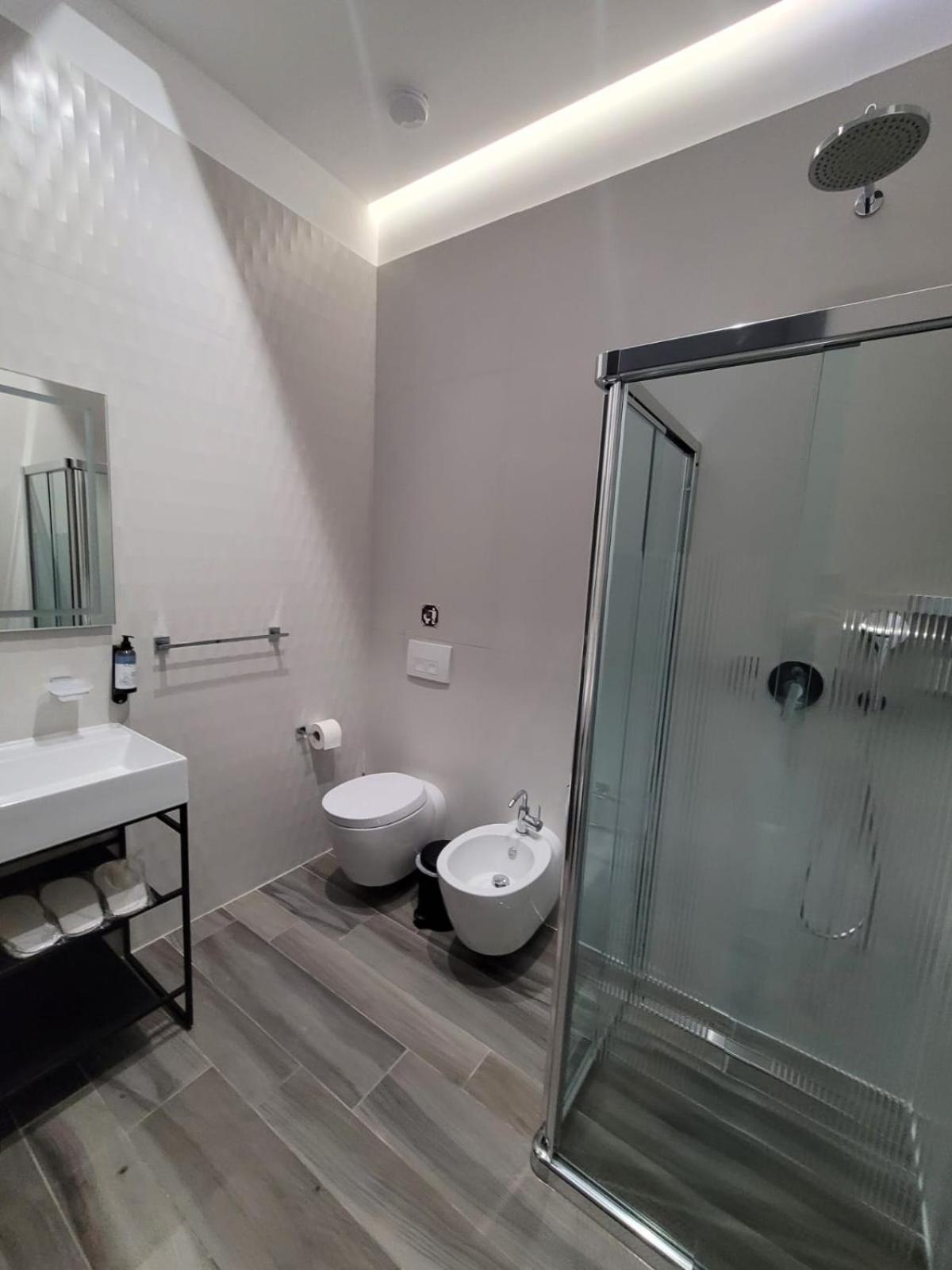 Toer Hotel & Spa ساراندا المظهر الخارجي الصورة