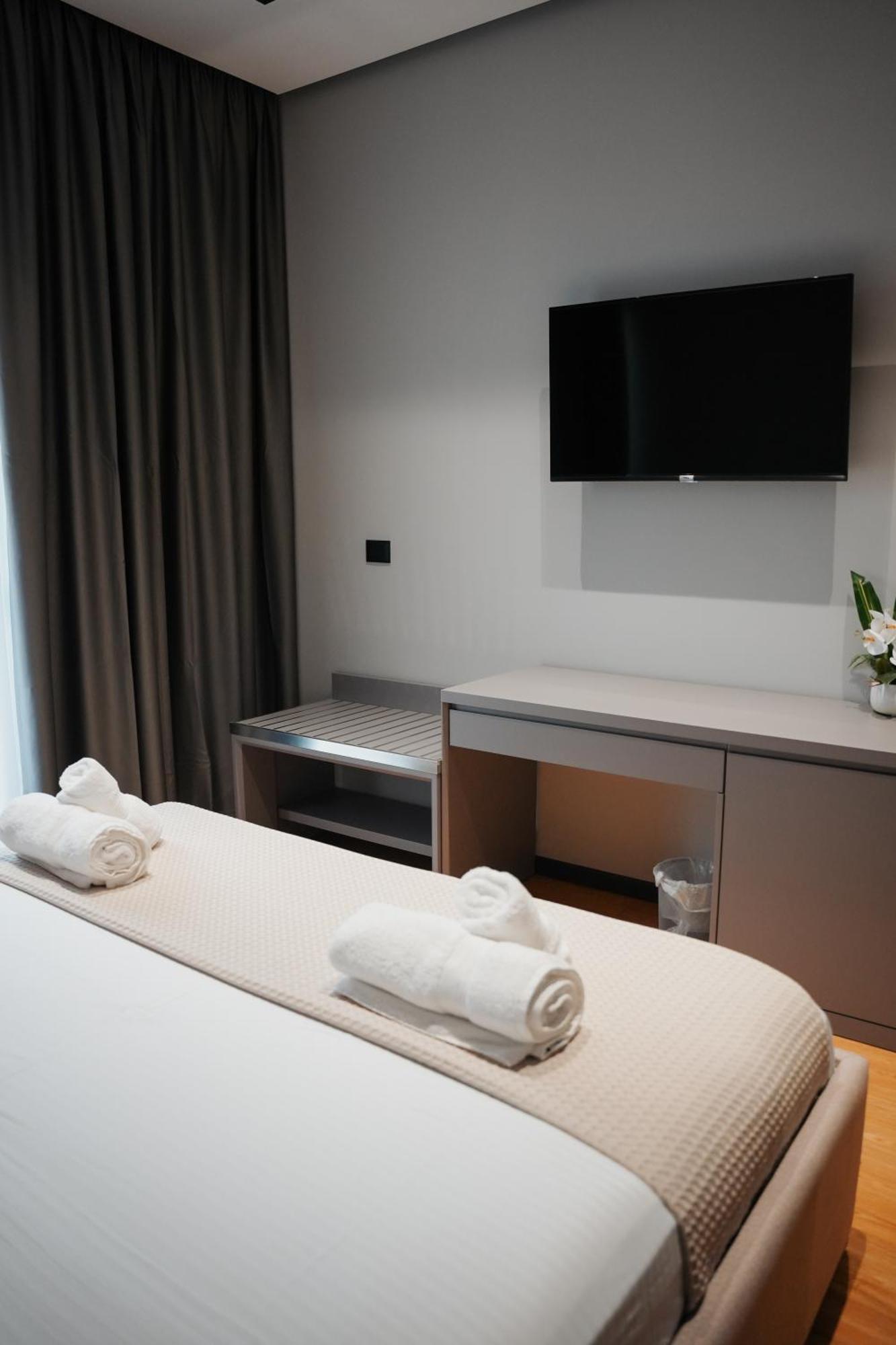 Toer Hotel & Spa ساراندا المظهر الخارجي الصورة