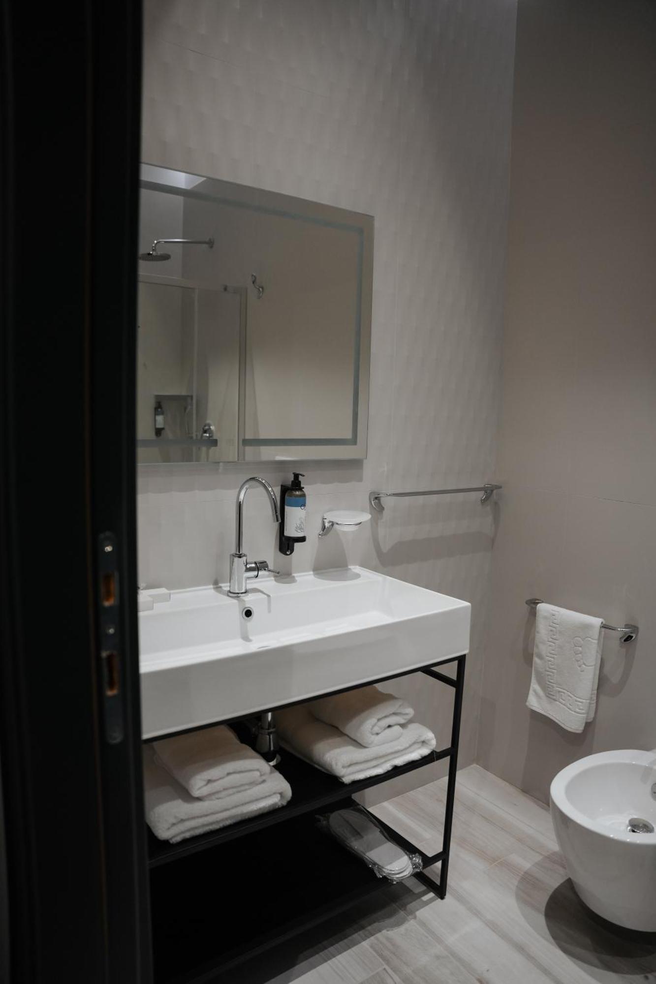 Toer Hotel & Spa ساراندا المظهر الخارجي الصورة